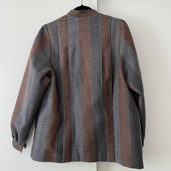 Sold - Picture 4 of 6